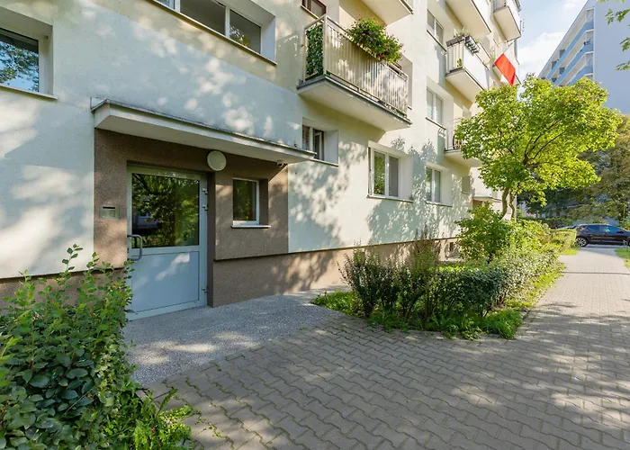Apartment Elekcyjna With Balcony By Renters *